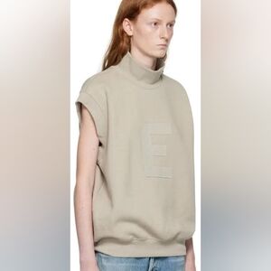 NWT ESSENTIALS Fear Of God E Fleece Mockneck Sweatshirt Vest Top S Women's Beige